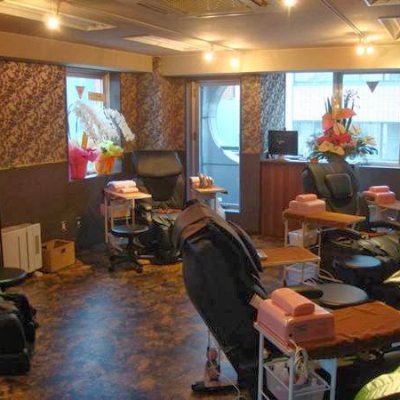 Estetski Centar Shinjuku Ku ネイルサロンファンテミリア高田馬場店 Local Tourmake