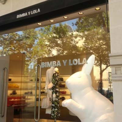 Madrid BIMBA Y LOLA Local Tourmake